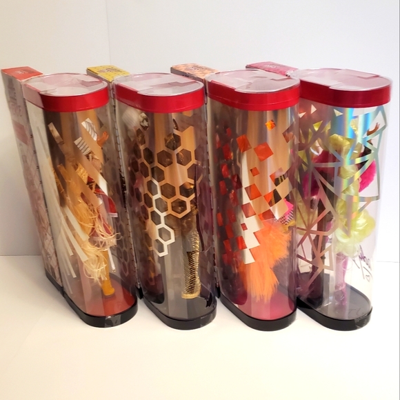 Pack 4 (four) LOL Surprise OMG Fierce Lady Diva Royal Bee Swag Neonlicious - Picture 4 of 8